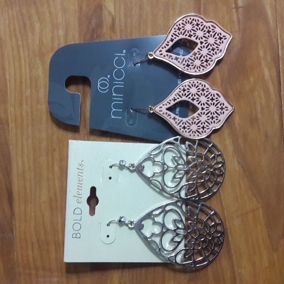 Bold Elements / Minicci Earings Two Pairs Set Pink Silver Color Dangle - Picture 1 of 4